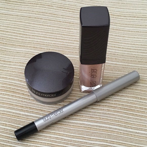 Laura Mercier 3-pc Makeup Set: Loose Setting Powder, Lip Glacé and Eye Pencil - Picture 2 of 8